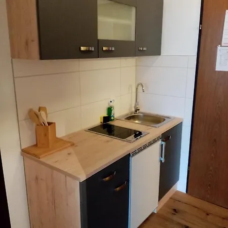 Ξενοδοχείο με διαμερίσματα Diana